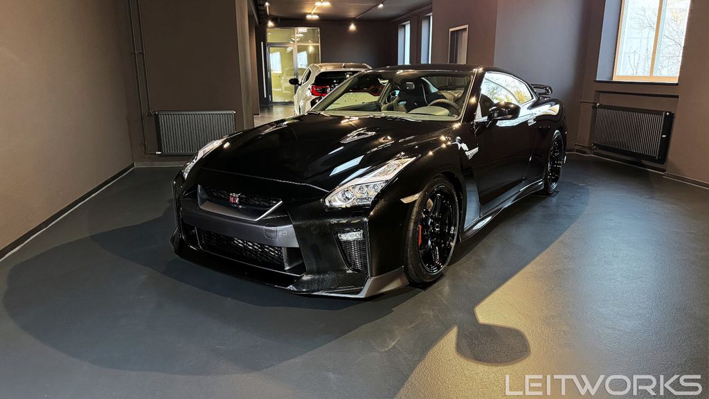 Nissan GT-R 34.400 km 141.900 &euro; Herbrechtingen 89542