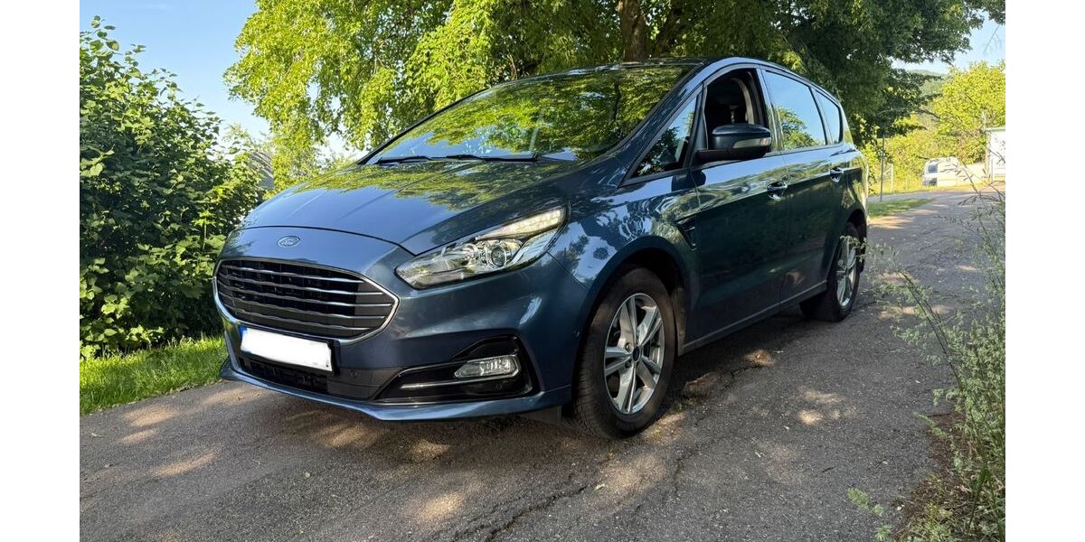 Ford S-Max 95.000 km 18.599 &euro; Donzdorf 73072