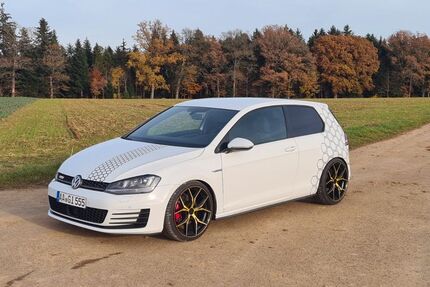 VW Golf 178.000 km 11.999 &euro; Tierhaupten 73527