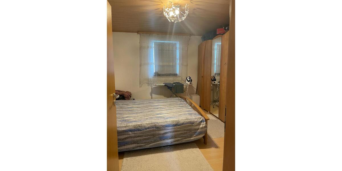 Dachgeschoßwohnung Aalen - 3 Zimmer, 78 m&sup2;, 800&euro; | Angebot:25856662