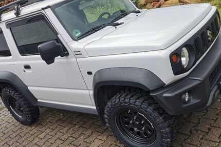 Suzuki Jimny 98.600 km 26.800 &euro; Göggingen 73571