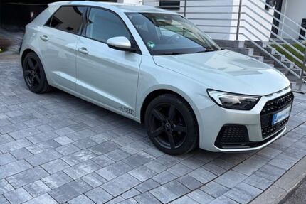 Audi A1 13.500 km 22.990 &euro; Ellenberg 73488