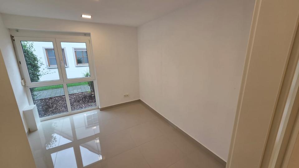 Erdgeschoßwohnung Riesbürg - 5 Zimmer, 124 m&sup2;, 990&euro; | Angebot:26458250