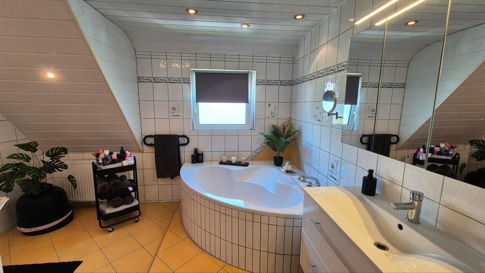 Einfamilienhaus Hüttlingen - 7 Zimmer, 138 m&sup2;, 479.000&euro; | Angebot:26958640