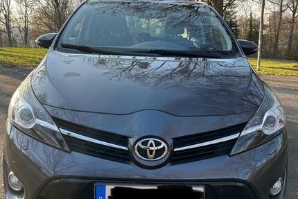 Toyota Verso 87.000 km 13.500 &euro; Aalen 73430