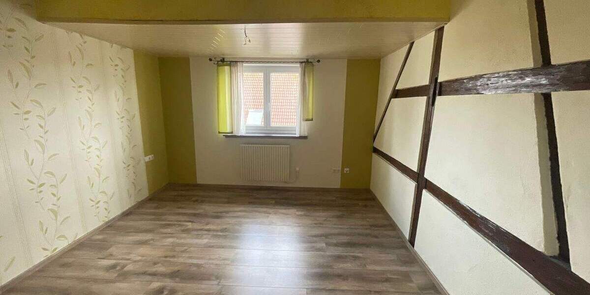 Einfamilienhaus Kirchheim am Ries Kirchheim - 5 Zimmer, 134 m&sup2;, 285.000&euro; | Angebot:25678637