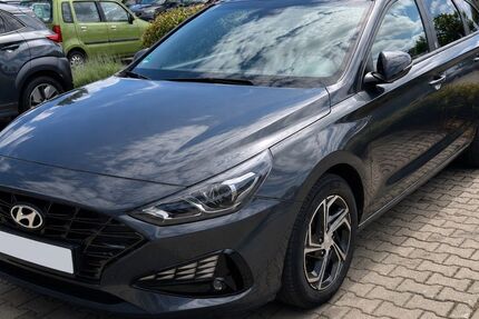 Hyundai i30 72.086 km 17.490 &euro; Nördlingen 86720