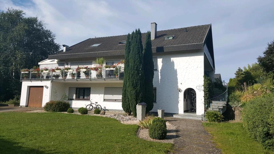 Einfamilienhaus Bühlertann - 12 Zimmer, 312 m&sup2;, 538.000&euro; | Angebot:25406028
