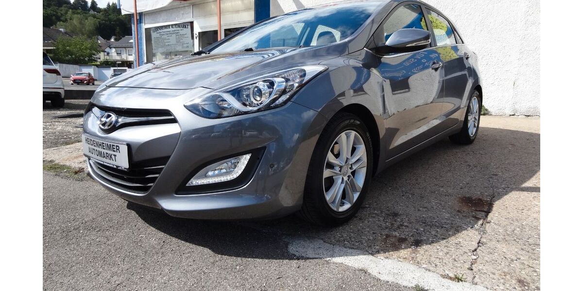 Hyundai i30 70.000 km 8.990 &euro; Heidenheim 89520