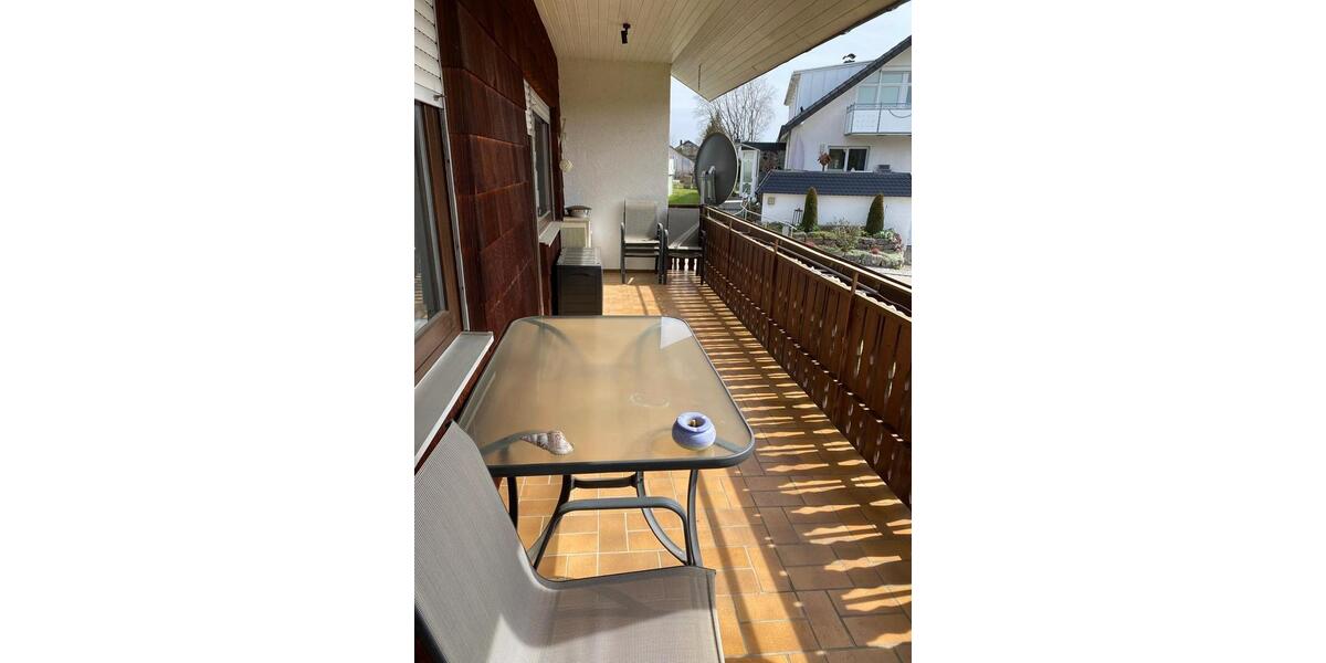 Erdgeschoßwohnung Rosenberg - 5.5 Zimmer, 142 m&sup2;, 1.200&euro; | Angebot:25944180