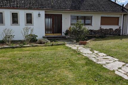 Haus Nördlingen - 5 Zimmer, 186 m&sup2;, 1.700&euro; | Angebot:25963068