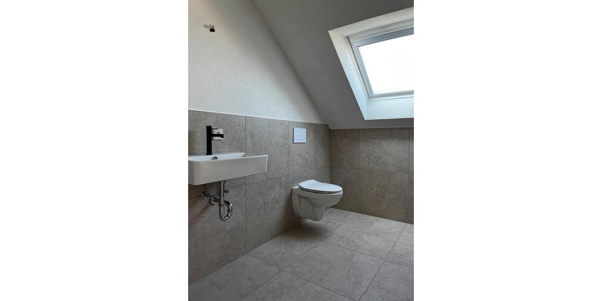 Doppelhaushälfte Täferrot - 4 Zimmer, 135 m&sup2;, 1.630&euro; | Angebot:26533919