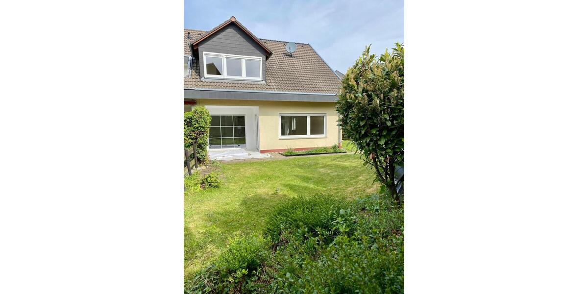 Doppelhaushälfte Täferrot - 4 Zimmer, 135 m&sup2;, 1.630&euro; | Angebot:26533919