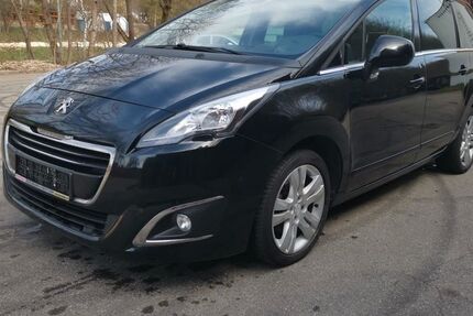 Peugeot 5008 250.000 km 3.700 &euro; Aalen 73434