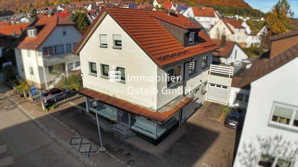 Einfamilienhaus Oberkochen - 10 Zimmer, 167 m&sup2;, 750.000&euro; | Angebot:23474225