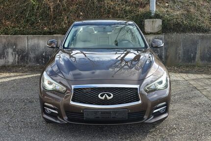INFINITI Q50 183.263 km 11.990 &euro; Aalen 73430