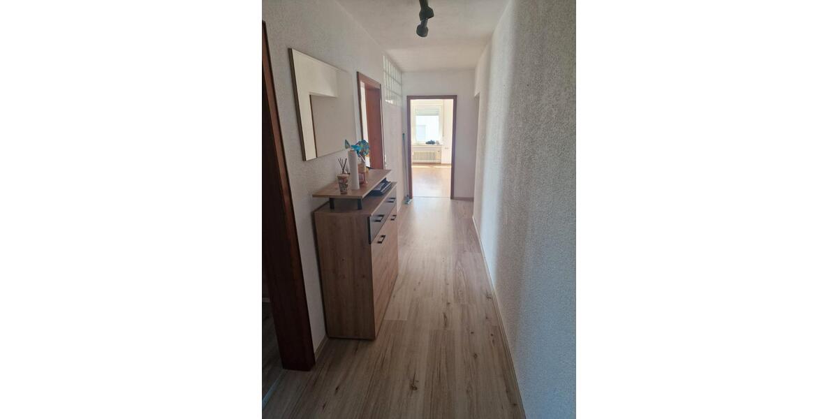 Etagenwohnung Stödtlen - 3 Zimmer, 90 m&sup2;, 650&euro; | Angebot:26460111