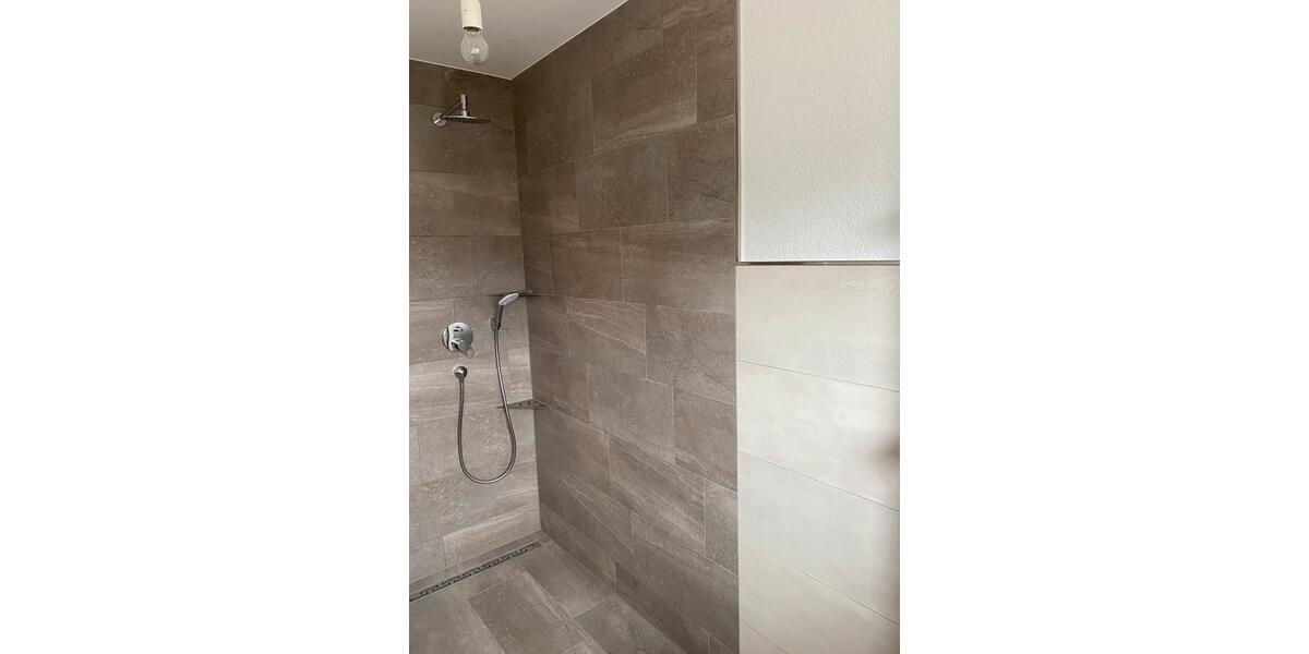 Etagenwohnung Ellwangen (Jagst) - 5 Zimmer, 135 m&sup2;, 1.300&euro; | Angebot:25973890