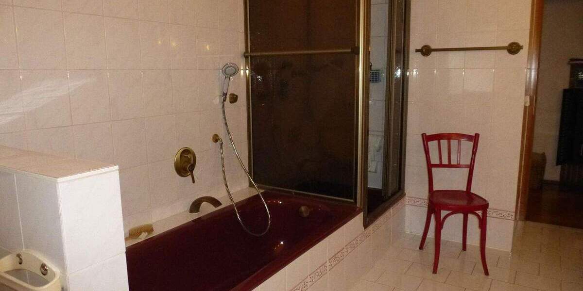 Einfamilienhaus Hüttlingen - 1 Zimmer, 255 m&sup2;, 735.000&euro; | Angebot:25775562