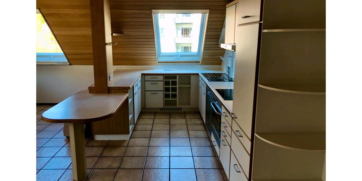 Dachgeschoßwohnung Obersontheim - 2.5 Zimmer, 100 m&sup2;, 720&euro; | Angebot:25903843