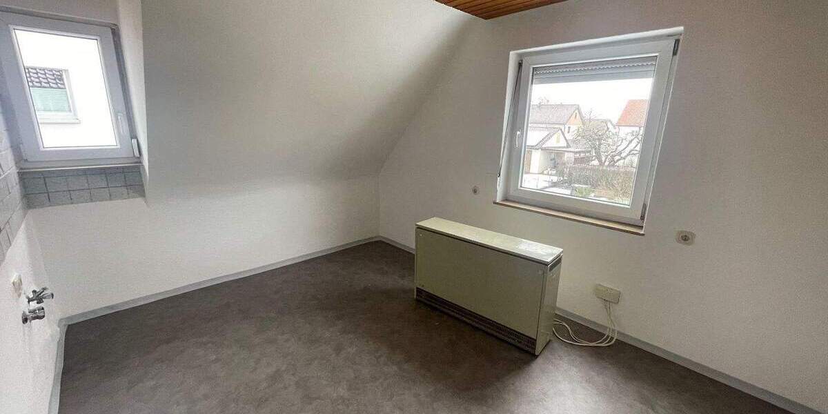 Mehrfamilienhaus, Wohnhaus Lauchheim - 7 Zimmer, 125 m&sup2;, 329.000&euro; | Angebot:25678650