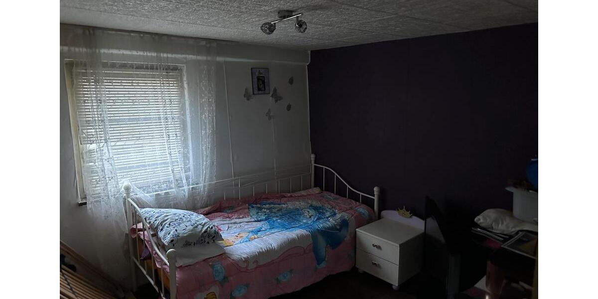 Einfamilienhaus Lauterstein - 7 Zimmer, 120 m&sup2;, 129.000&euro; | Angebot:26866001