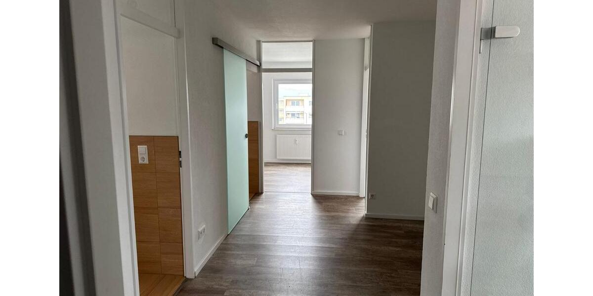 Etagenwohnung Aalen Dewangen - 3.5 Zimmer, 95 m&sup2;, 1.045&euro; | Angebot:25638347