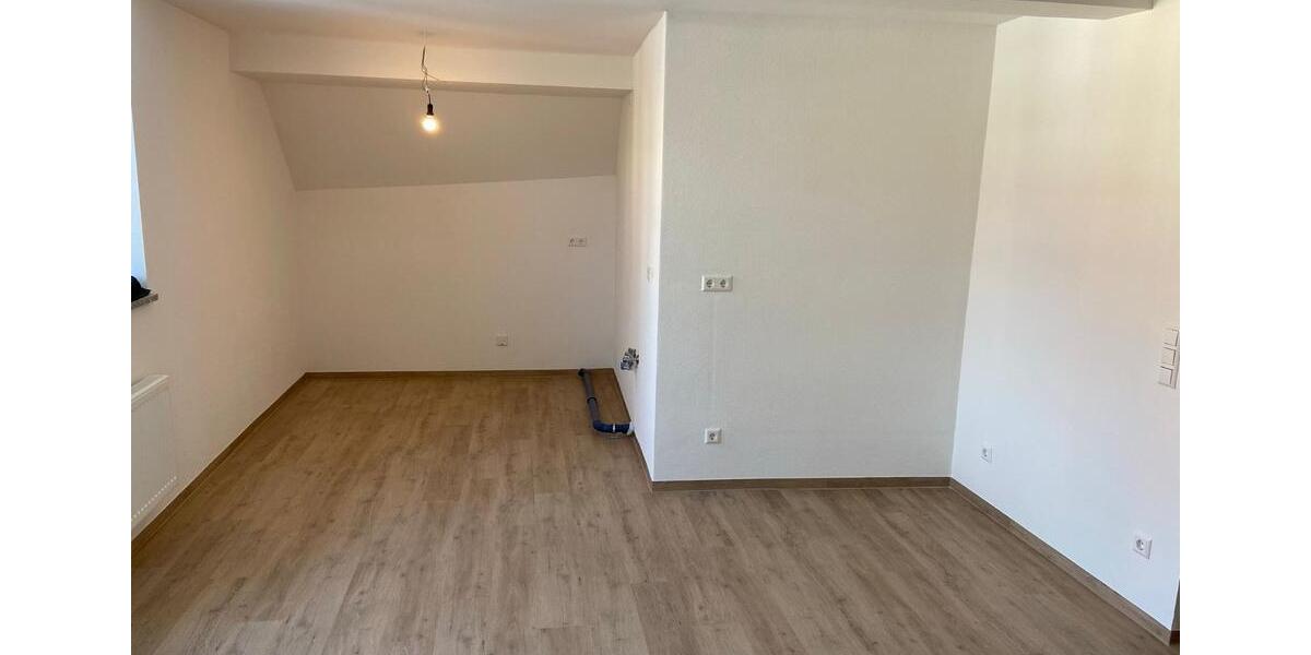 Dachgeschoßwohnung Nördlingen - 3 Zimmer, 107 m&sup2;, 1.180&euro; | Angebot:25842088