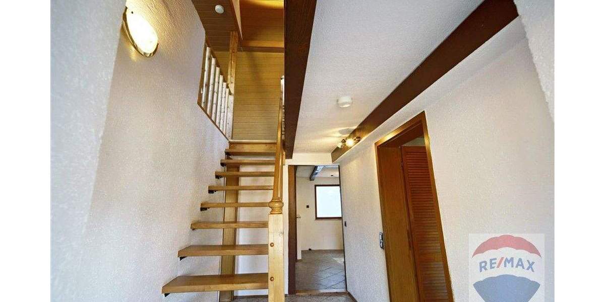 Einfamilienhaus Giengen Burgberg - 4 Zimmer, 127 m&sup2;, 320.000&euro; | Angebot:25771219