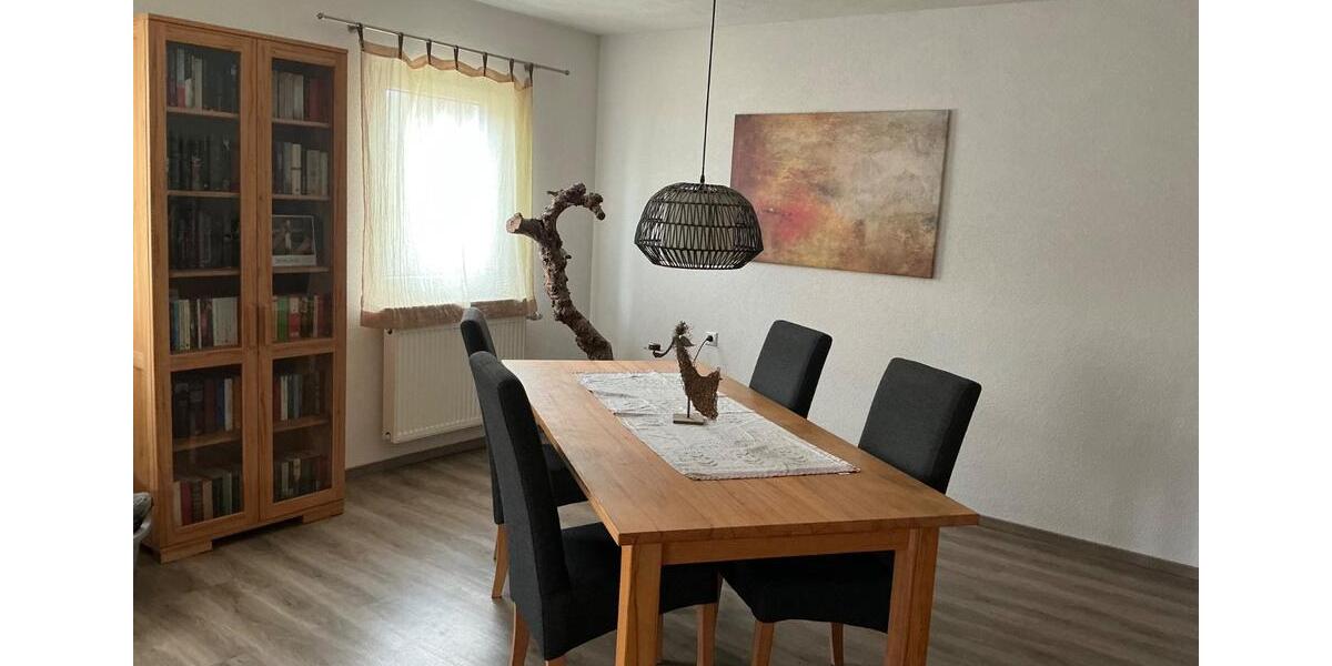 Einfamilienhaus Bühlertann - 8 Zimmer, 230 m&sup2;, 499.000&euro; | Angebot:25352389