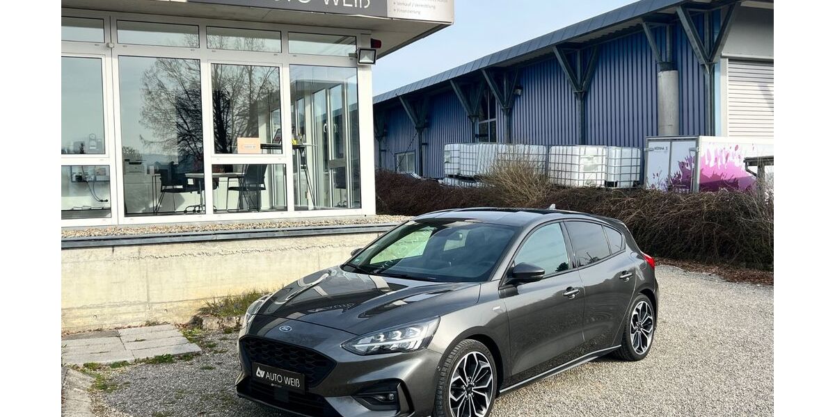 Ford Focus 90.640 km 16.980 &euro; Schwäbisch Gmünd 73529