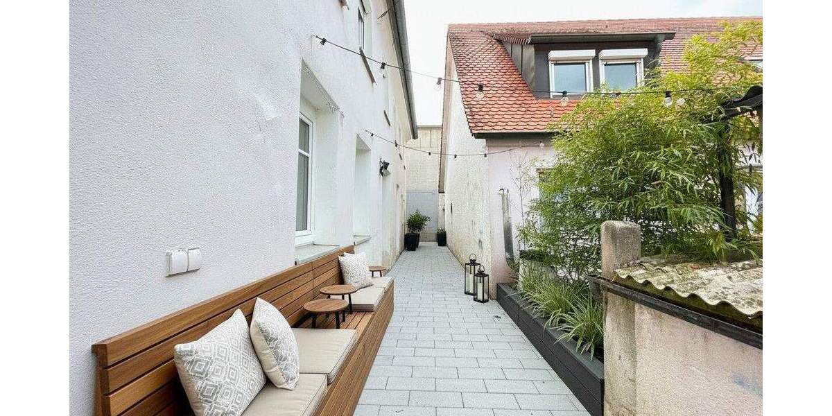 Einfamilienhaus Nördlingen Kleinerdlingen - 1 Zimmer, 287 m&sup2;, 320.000&euro; | Angebot:25678392