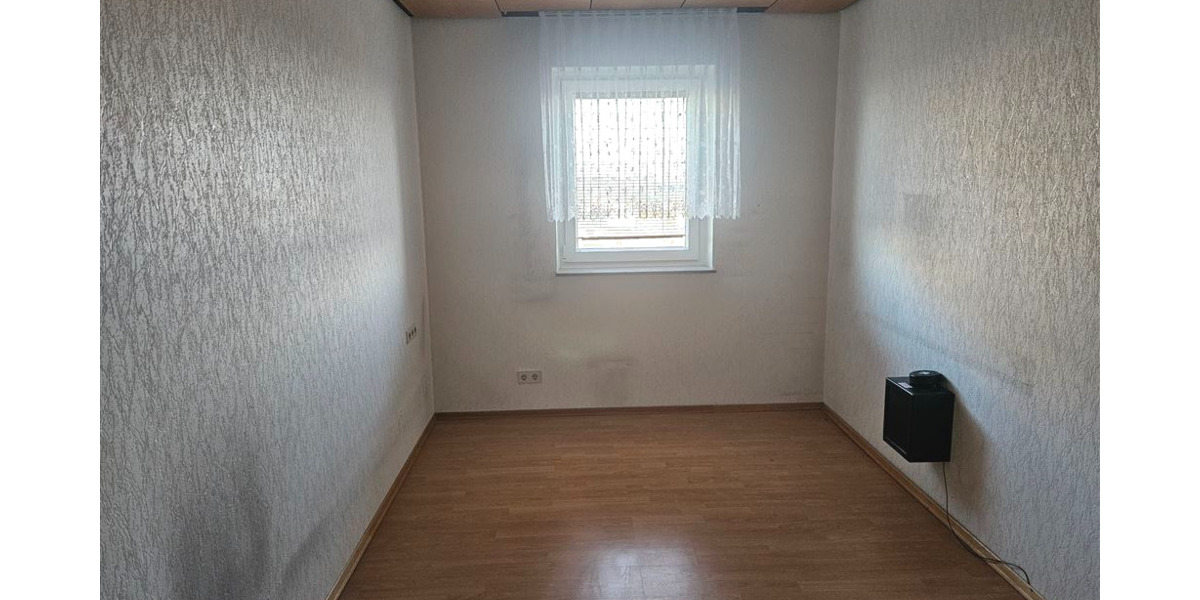 Etagenwohnung Heidenheim Schnaitheim - 4 Zimmer, 97 m&sup2;, 225.000&euro; | Angebot:25740479