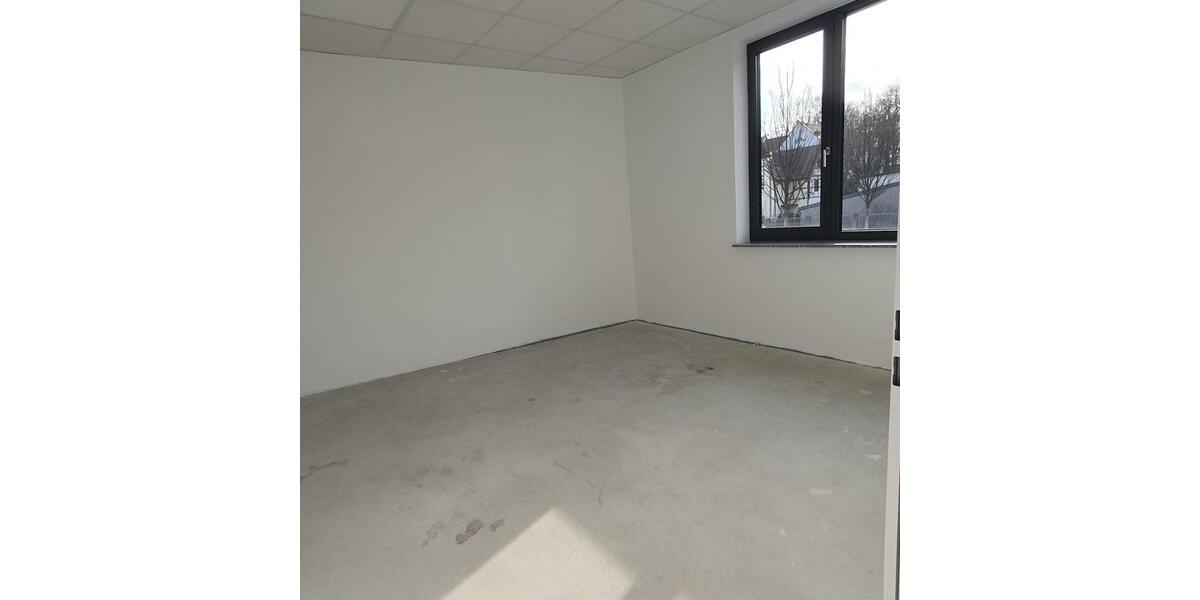 Gewerbeobjekt Aalen - 1.990&euro; | Angebot:25756915