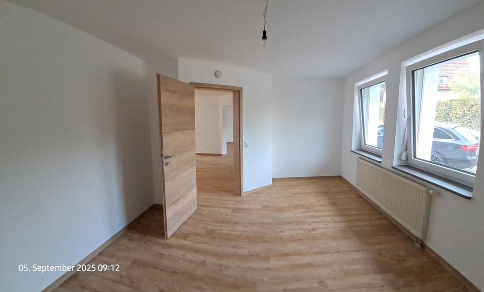 Erdgeschoßwohnung Frankenhardt - 3.5 Zimmer, 90 m&sup2;, 690&euro; | Angebot:26038454