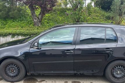 VW Golf 225.000 km 1.100 &euro; Steinheim am Albuch 89555