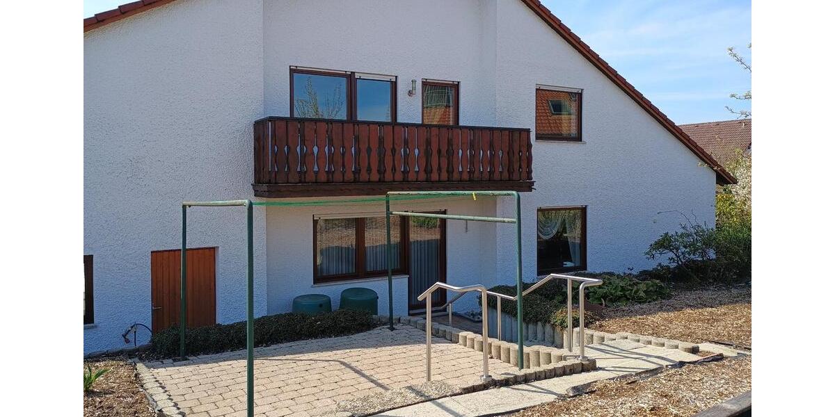 Einfamilienhaus Hüttlingen - 10 Zimmer, 255 m&sup2;, 715.000&euro; | Angebot:26835609