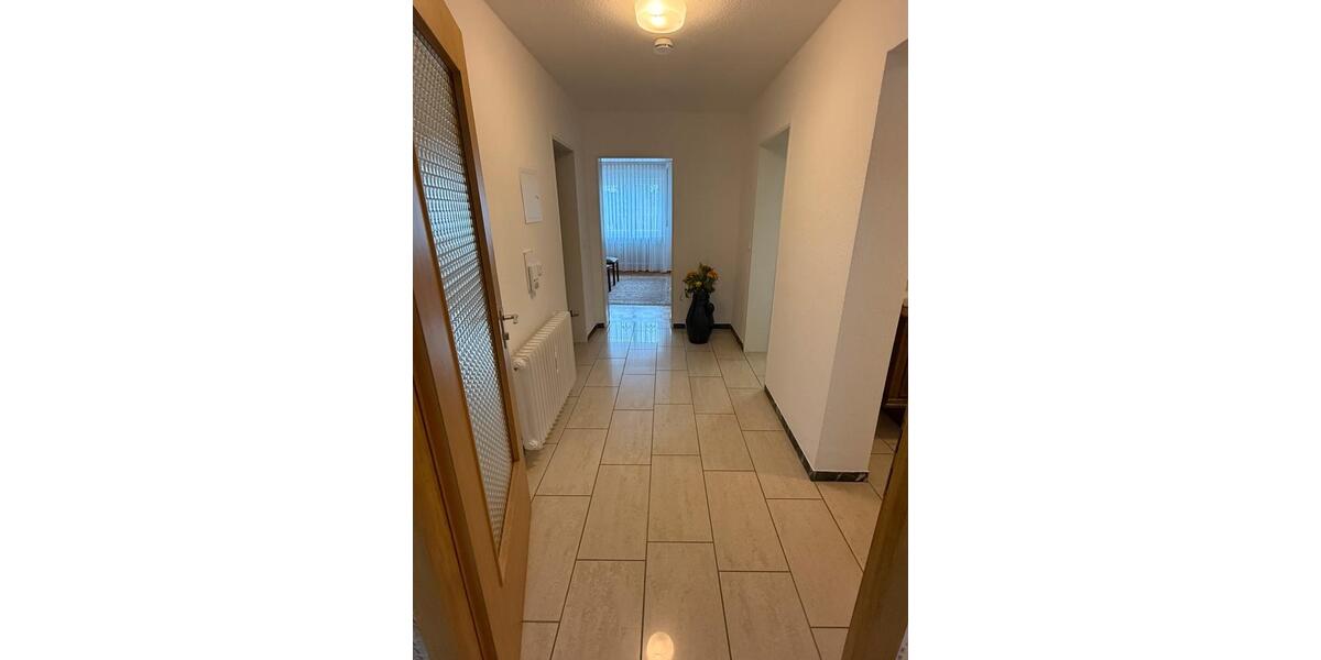 Etagenwohnung Nattheim - 3 Zimmer, 100 m&sup2;, 900&euro; | Angebot:25760611