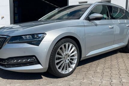 Skoda Superb 153.348 km 19.840 &euro; Heidenheim an der Brenz 89520