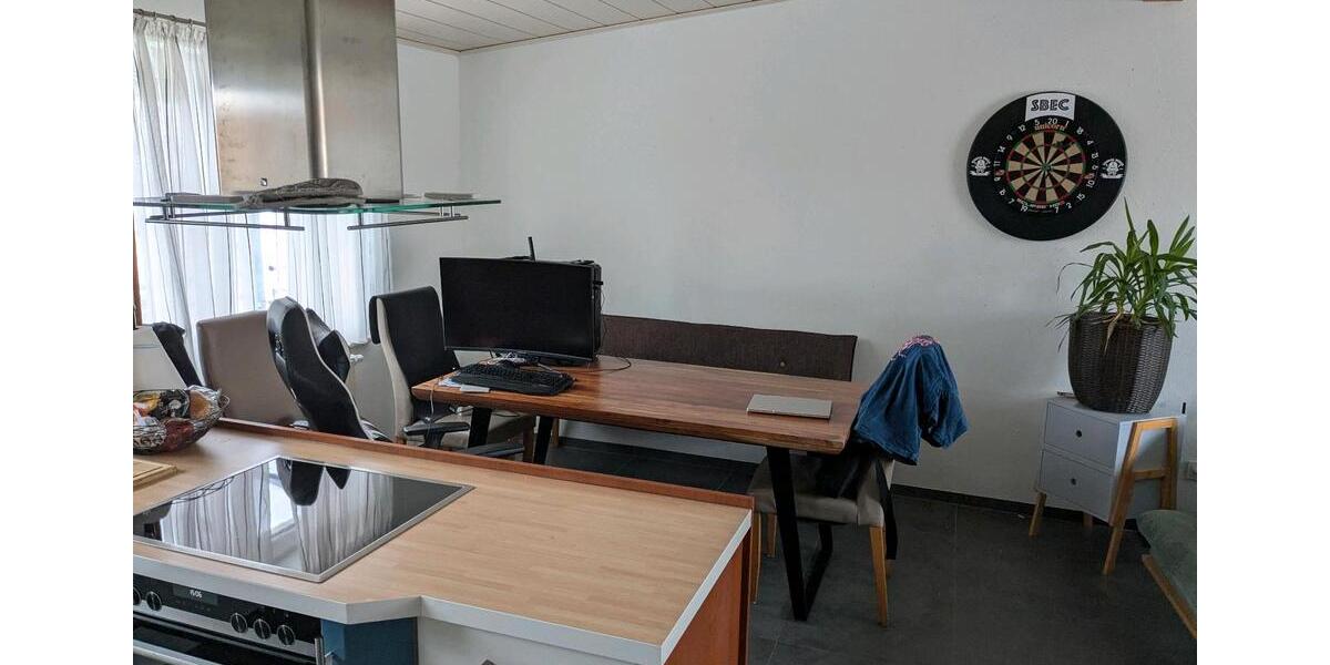 Dachgeschoßwohnung Aalen Ebnat - 2.5 Zimmer, 83 m&sup2;, 1.150&euro; | Angebot:26036678