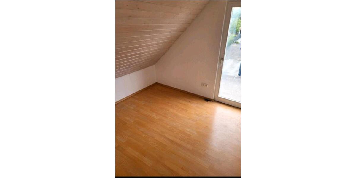 Dachgeschoßwohnung Gaildorf - 4 Zimmer, 90 m&sup2;, 210.000&euro; | Angebot:26592757