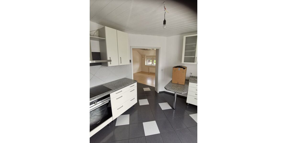 Moderne 4,5-Zimmer Dachgeschosswohnung mit Balkon & EBK - Appartement Schwäbisch Gmünd Bargau | Angebot:27492971
