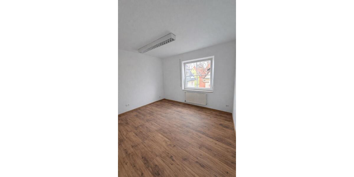 Etagenwohnung Aalen Unterkochen - 6 Zimmer, 170 m&sup2;, 400&euro; | Angebot:24979817