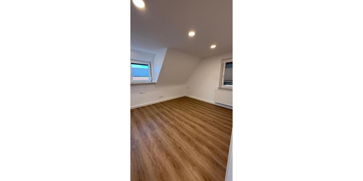Dachgeschoßwohnung Aalen Attenhofen - 3 Zimmer, 62 m&sup2;, 1.050&euro; | Angebot:24527547