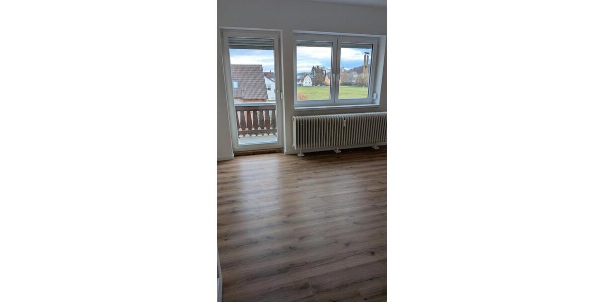 Etagenwohnung Heidenheim an der Brenz - 3 Zimmer, 80 m&sup2;, 800&euro; | Angebot:26041983