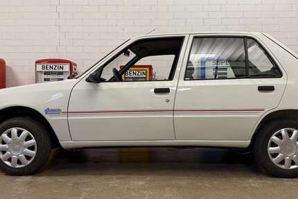Peugeot 205 147.133 km 3.490 &euro; Bopfingen 73441
