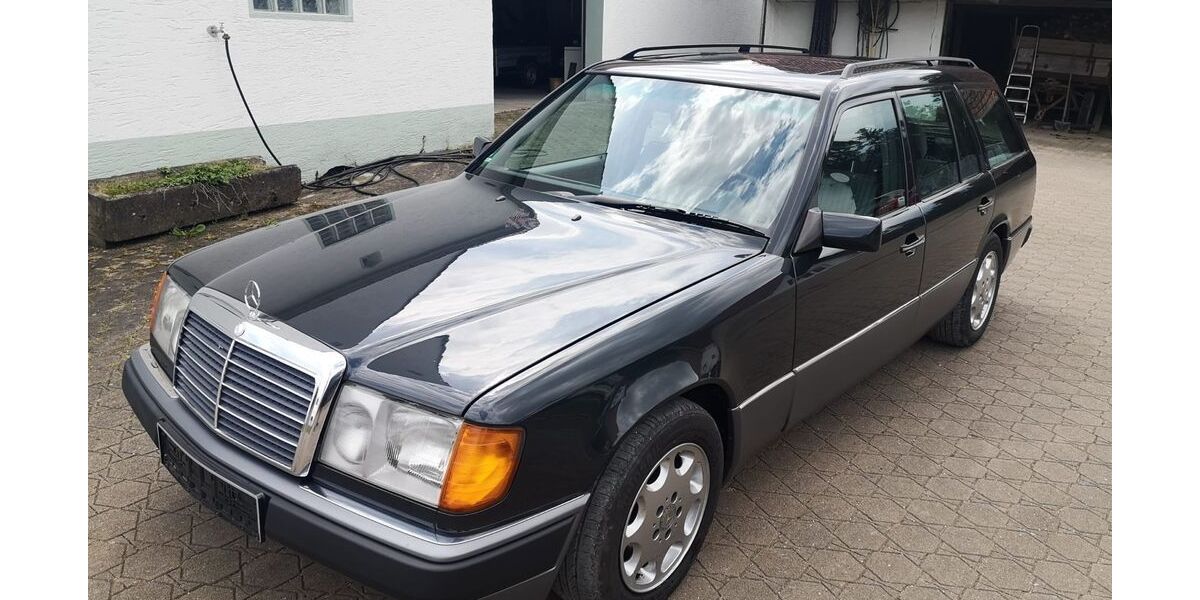 Mercedes-Benz 220 325.000 km 16.000 &euro; Aalen 73433