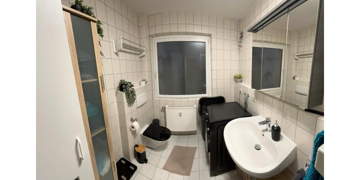 Hochparterre Ellwangen (Jagst) - 2 Zimmer, 60 m&sup2;, 560&euro; | Angebot:26477351
