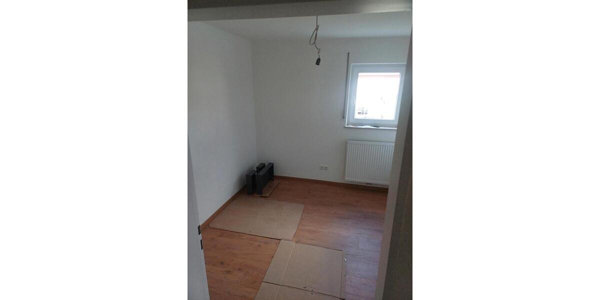 Erdgeschoßwohnung Giengen an der Brenz - 3 Zimmer, 72 m&sup2;, 800&euro; | Angebot:25963158