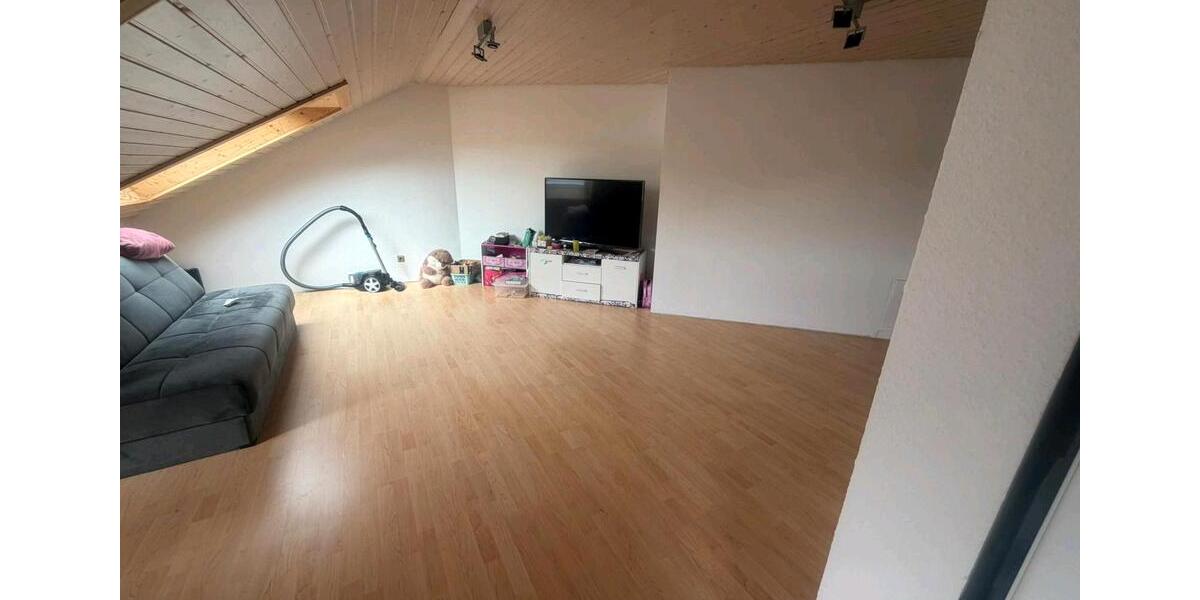 Dachgeschoßwohnung Leinzell - 2 Zimmer, 55 m&sup2;, 800&euro; | Angebot:26539032